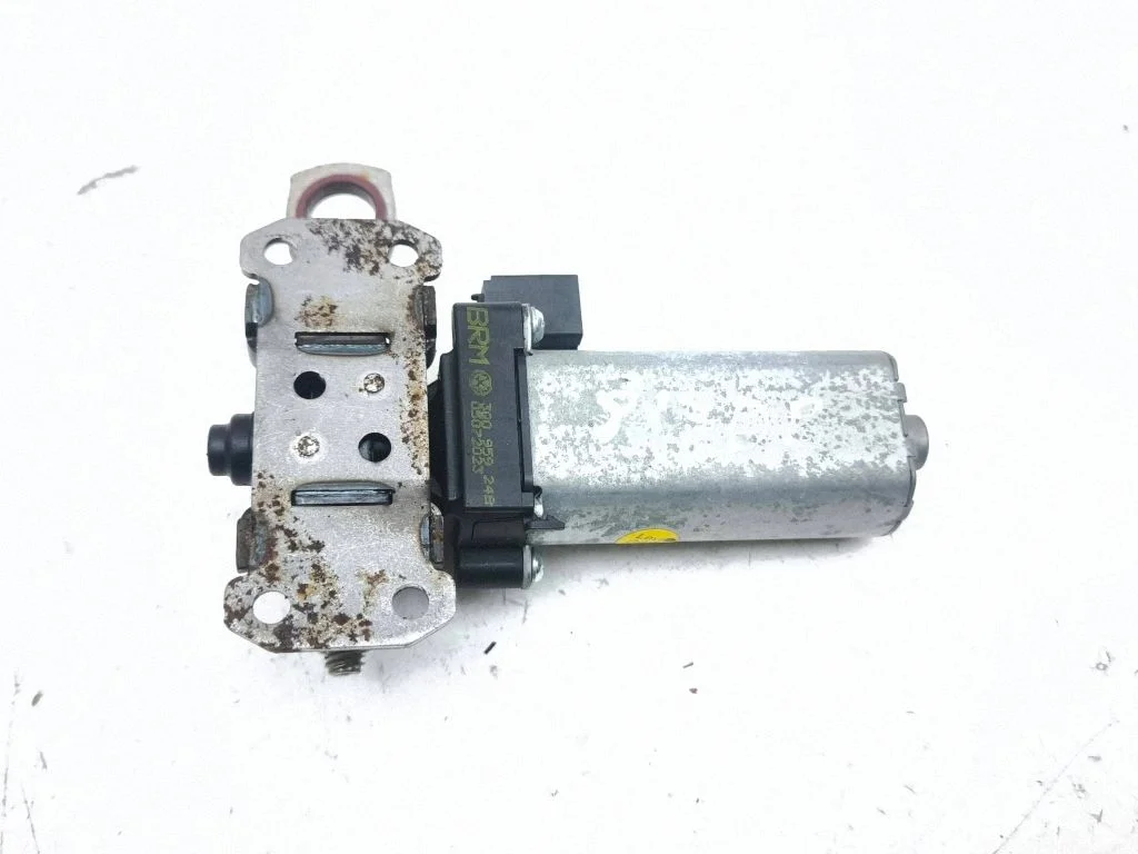 Seat adjustment motor 3Q0959248