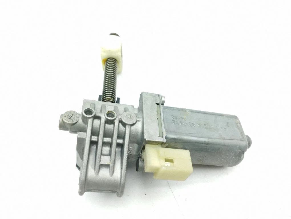 Seat adjustment motor 8316632