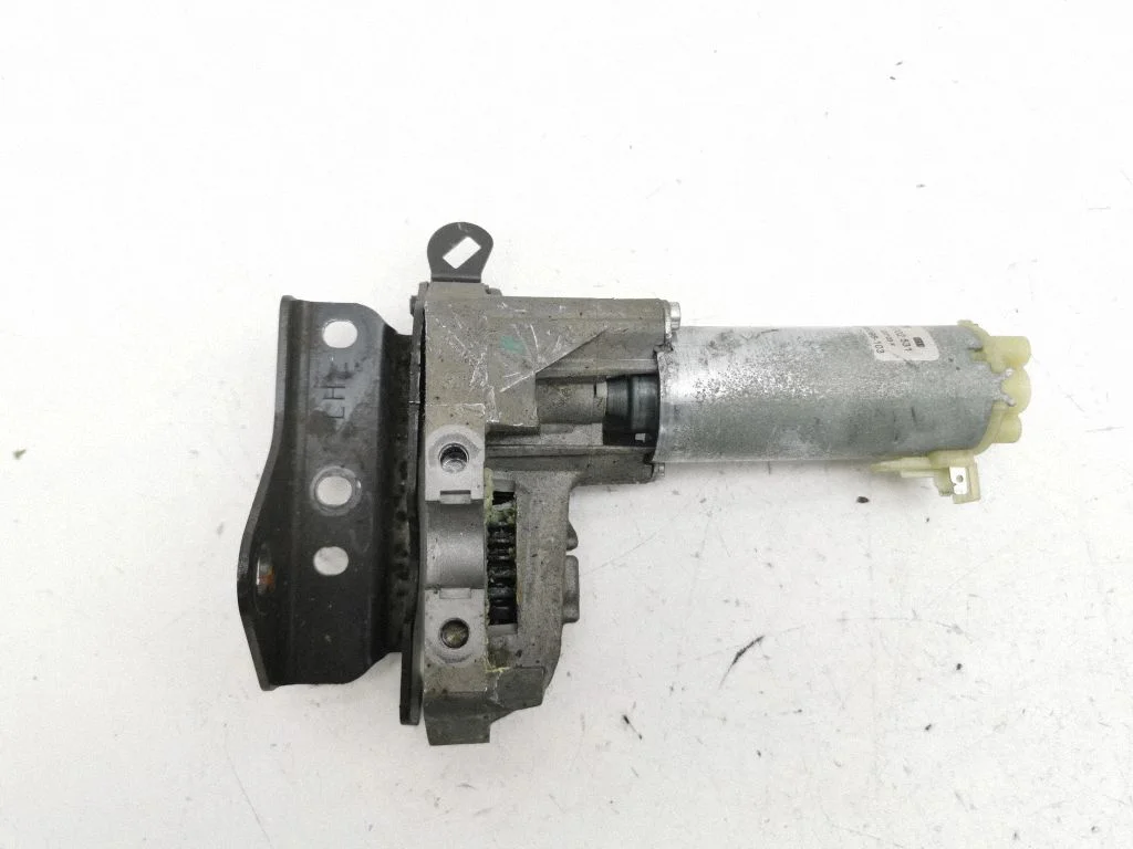 Seat adjustment motor – Porsche Cayenne (9PA) (2002-2010)