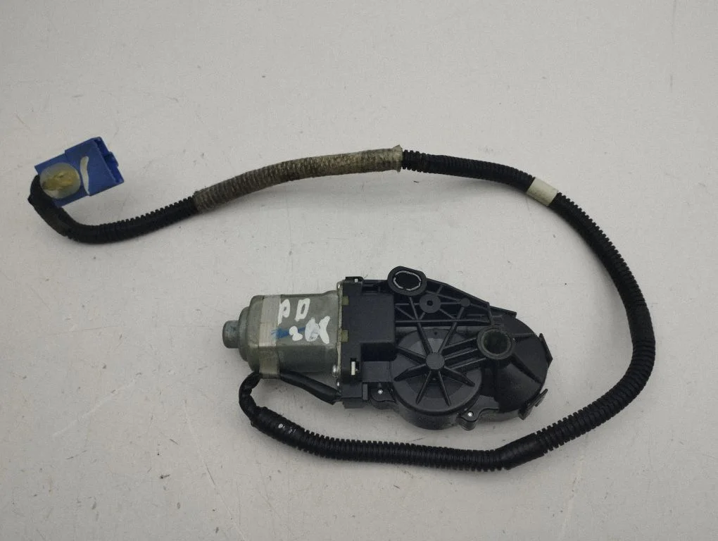 Sēdekļa regulēšanas motoriņš WR12714