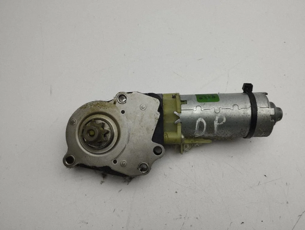 Seat adjustment motor 130002528