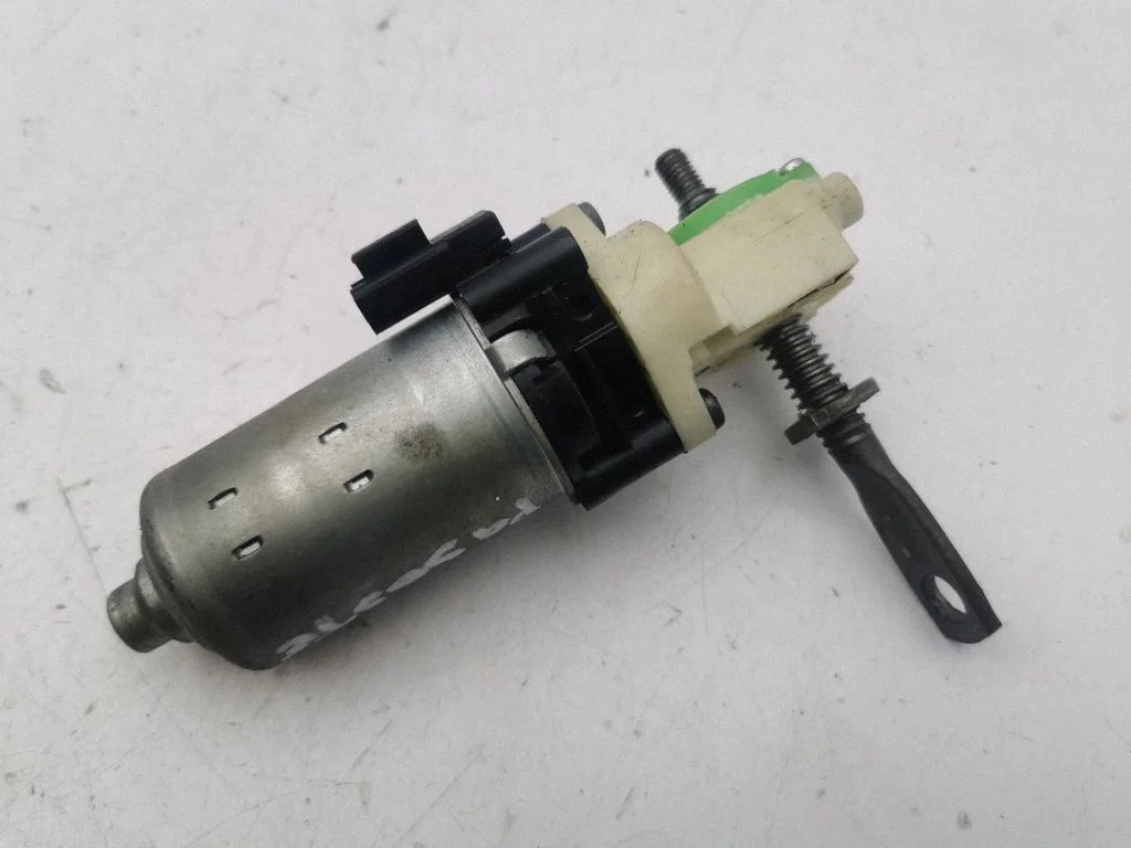 Seat adjustment motor 8582033020