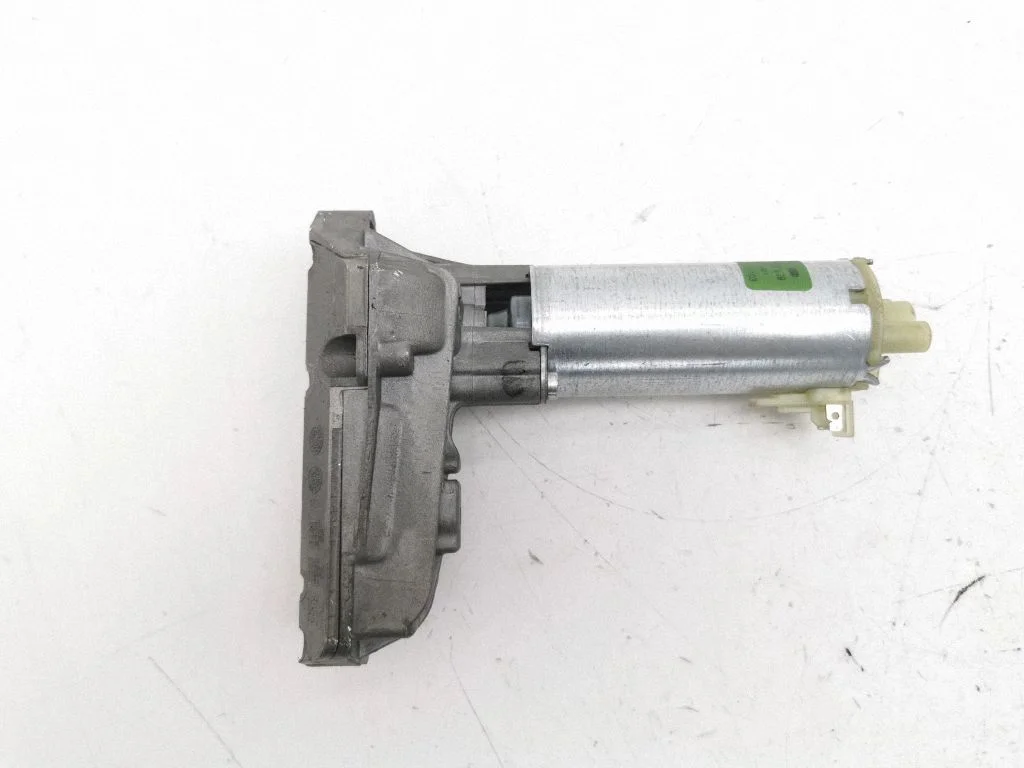 Seat adjustment motor 0130002529