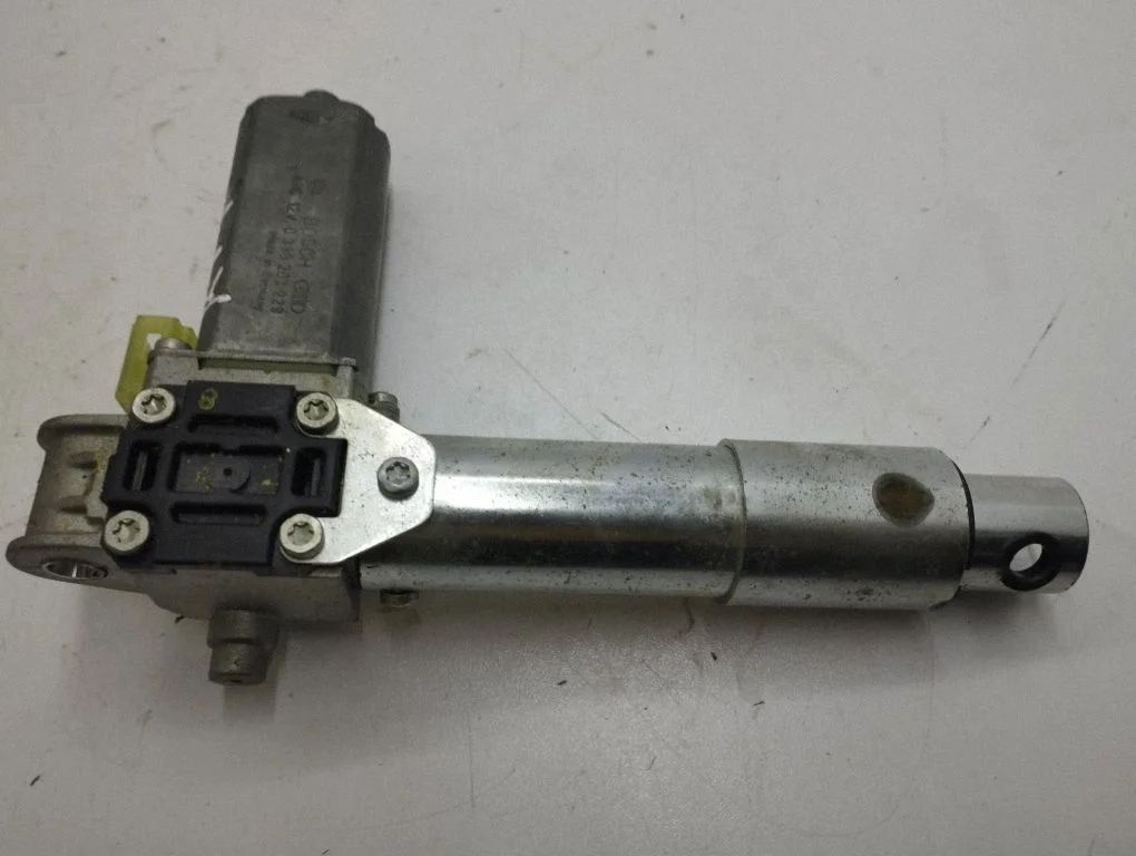 Seat adjustment motor 0390203229