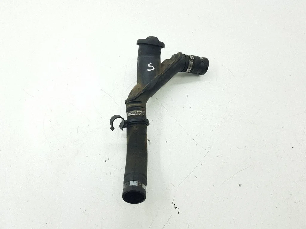Eļļas uzpildes caurule – Peugeot 307 (2001-2005)