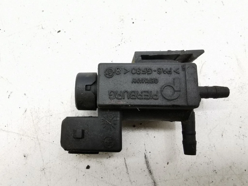 Valve vacuum – BMW 5 Series E60 E61 (2004-2010)