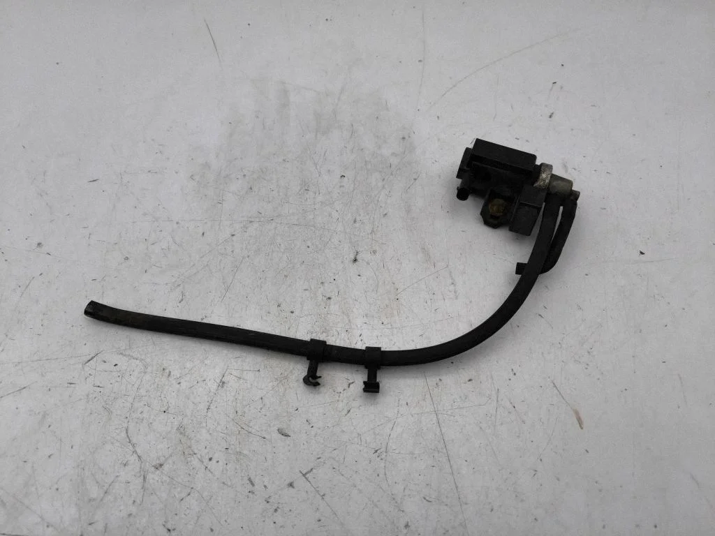 Valve vacuum A0041539328