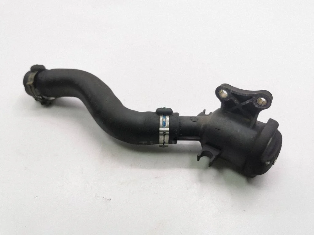 Eļļas uzpildes caurule – Mitsubishi Outlander (2007-2012)