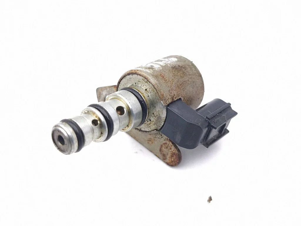 Camshaft vanos timing valve