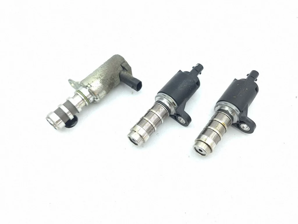 Camshaft vanos timing valve 9675081780
