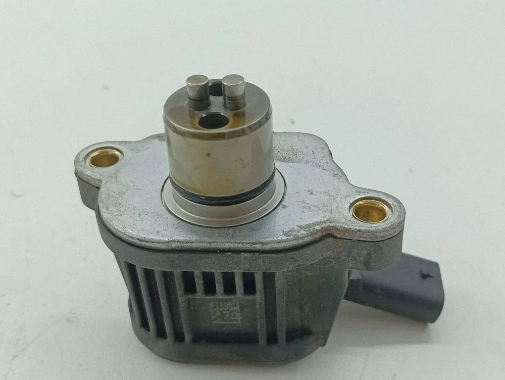 Nukkvõlli faasinihke klapp (VANOS-klapp) 04E906048A