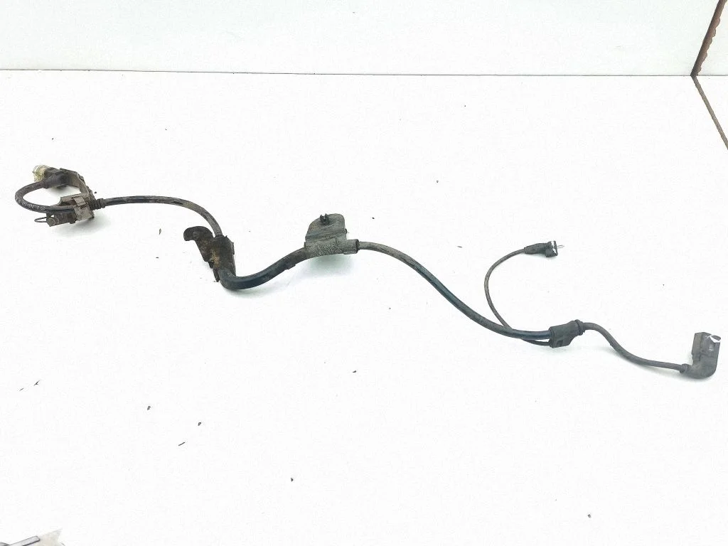 Rear ABS sensor wiring – Mercedes-Benz A-Class W177 AMG (2018-)
