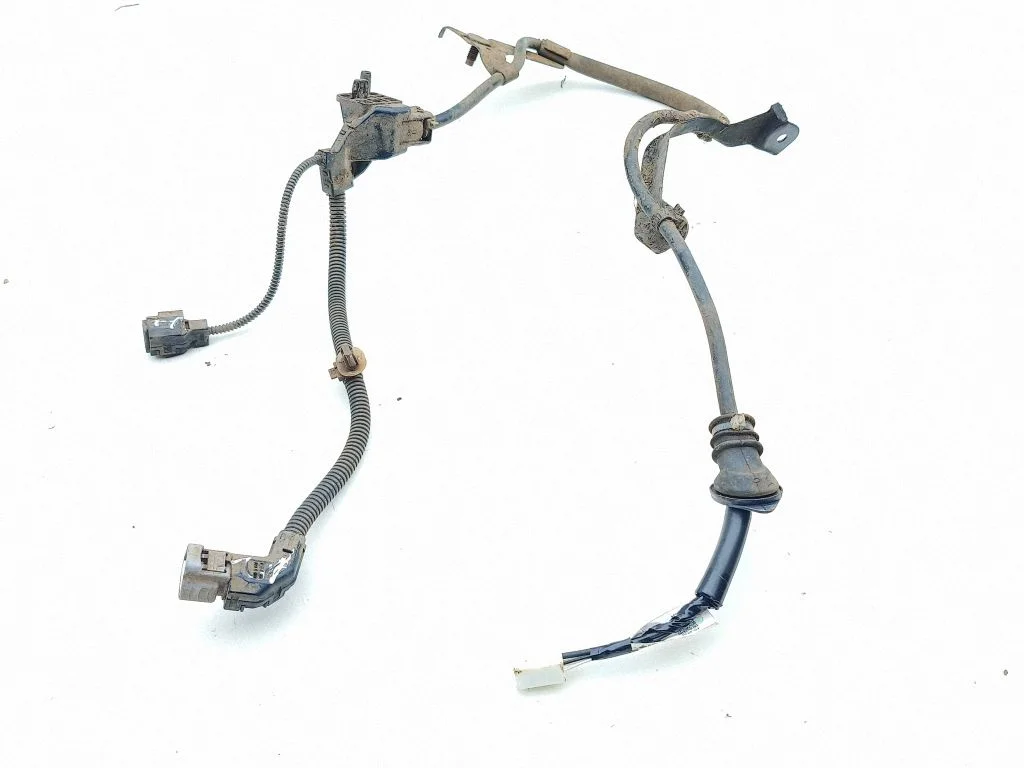 Rear ABS sensor wiring – Toyota RAV 4 (XA50) (2018-)