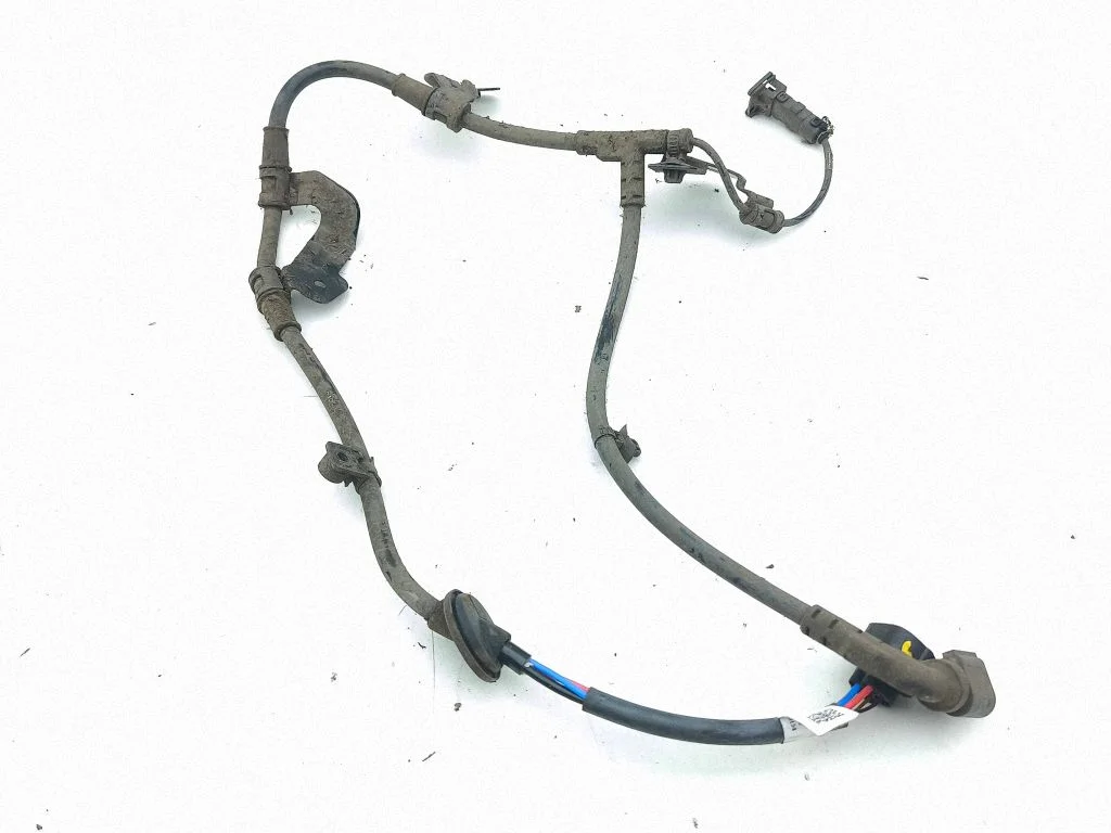 Rear ABS sensor wiring G619139