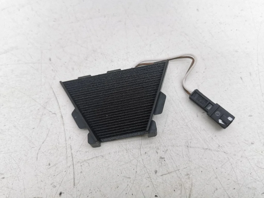Sun solar sensor 5TA845109