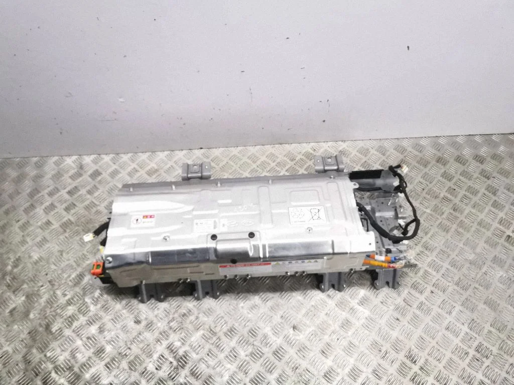 Hübriid-/elektriauto aku 37501CM020