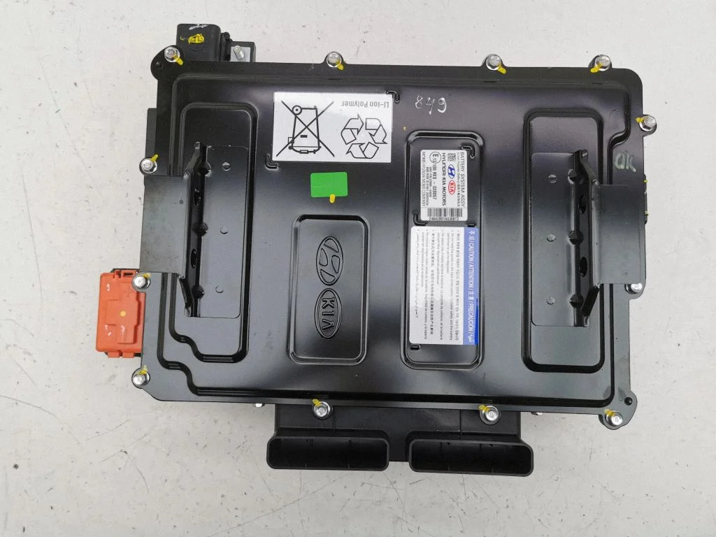 Hybrid / electric car battery 375M0G4000