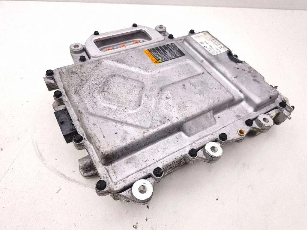 Voltage converter inverter 366010E275