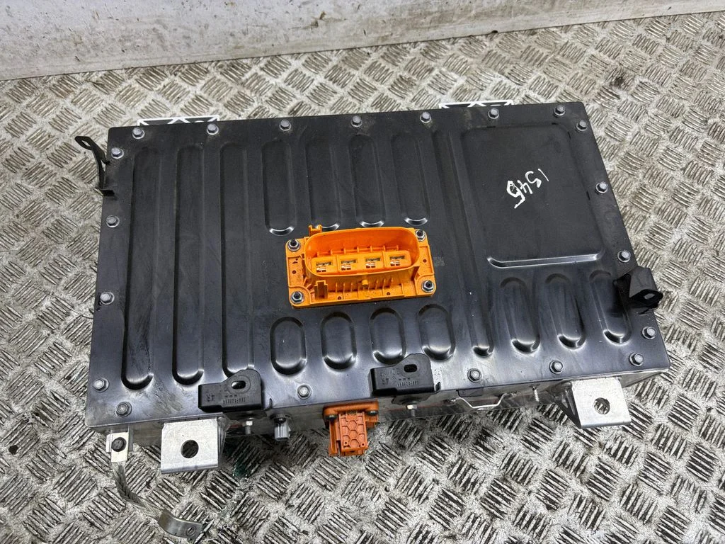 Hübriid-/elektriauto aku 295F17984R