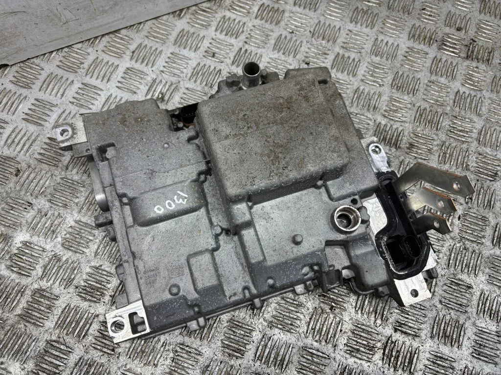 Inverter (pingemuundur) – Skoda Enyaq iV (2020-)