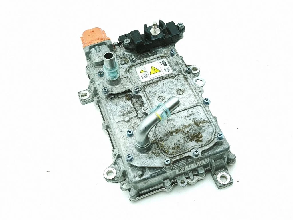 Voltage converter inverter – Ford Mustang Mach-E (2020-)