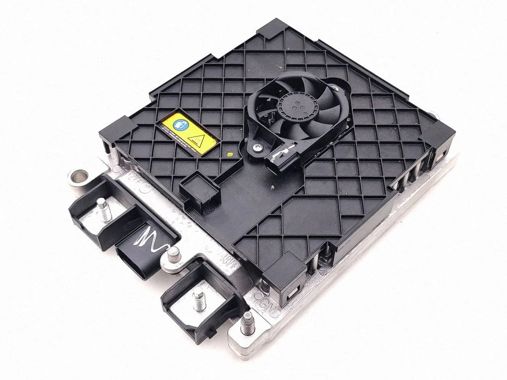 Invertors (sprieguma pārveidotājs) 9646074S00