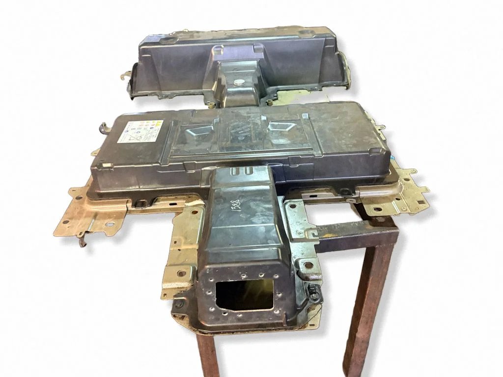 Hybrid/electric vehicle battery tray – Jeep Avenger (2022-)