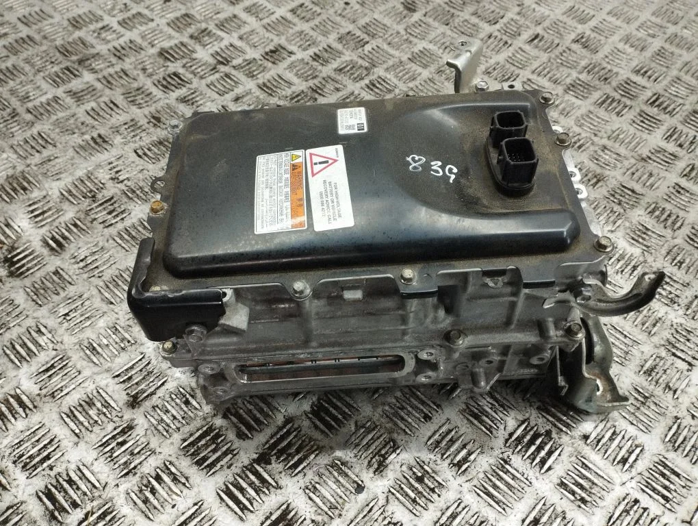 Invertors (sprieguma pārveidotājs) – Toyota C-HR I (2016-2023)