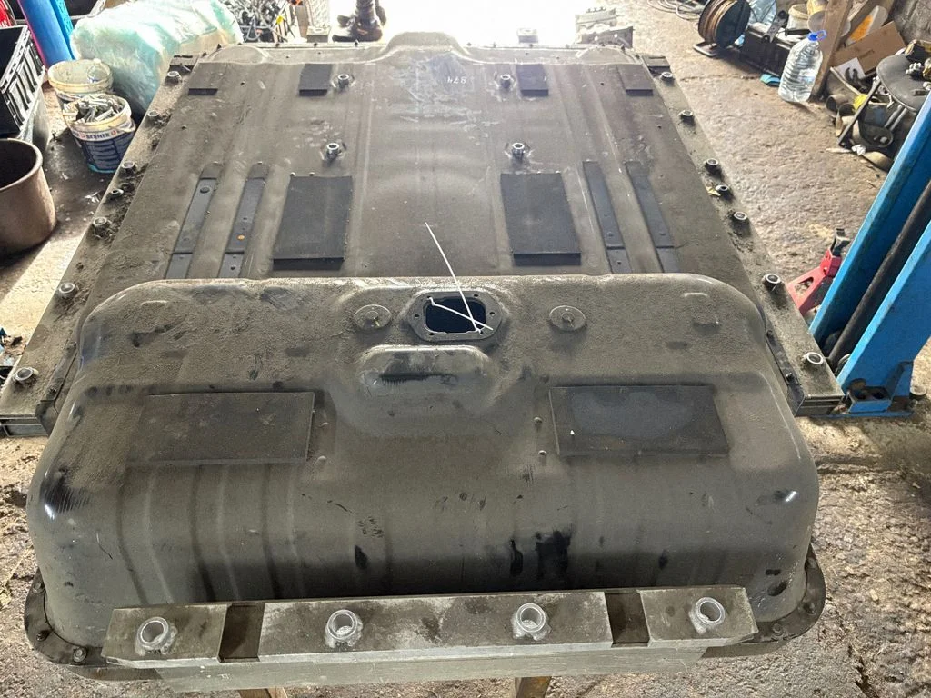 Hybrid/electric vehicle battery tray – Hyundai Kona I (2017-2023)