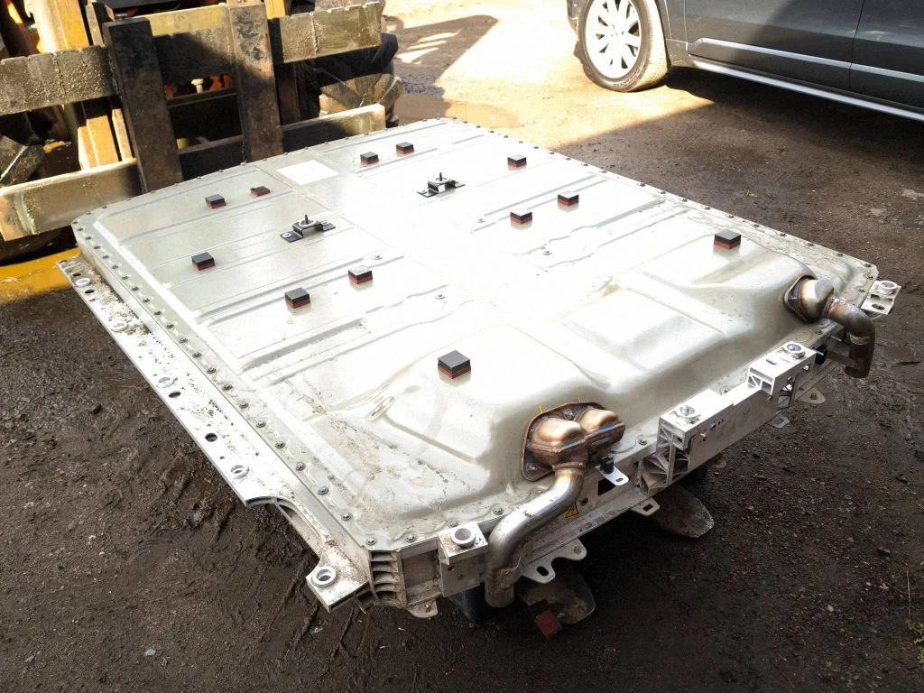 Hybrid/electric vehicle battery tray – Peugeot 3008 III (2023-)
