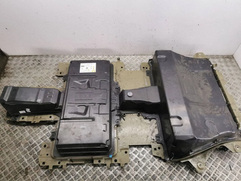 Hybrid/electric vehicle battery tray – Jeep Avenger (2022-)