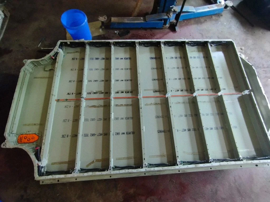 Hybrid/electric vehicle battery tray – Tesla Model S (2012-)