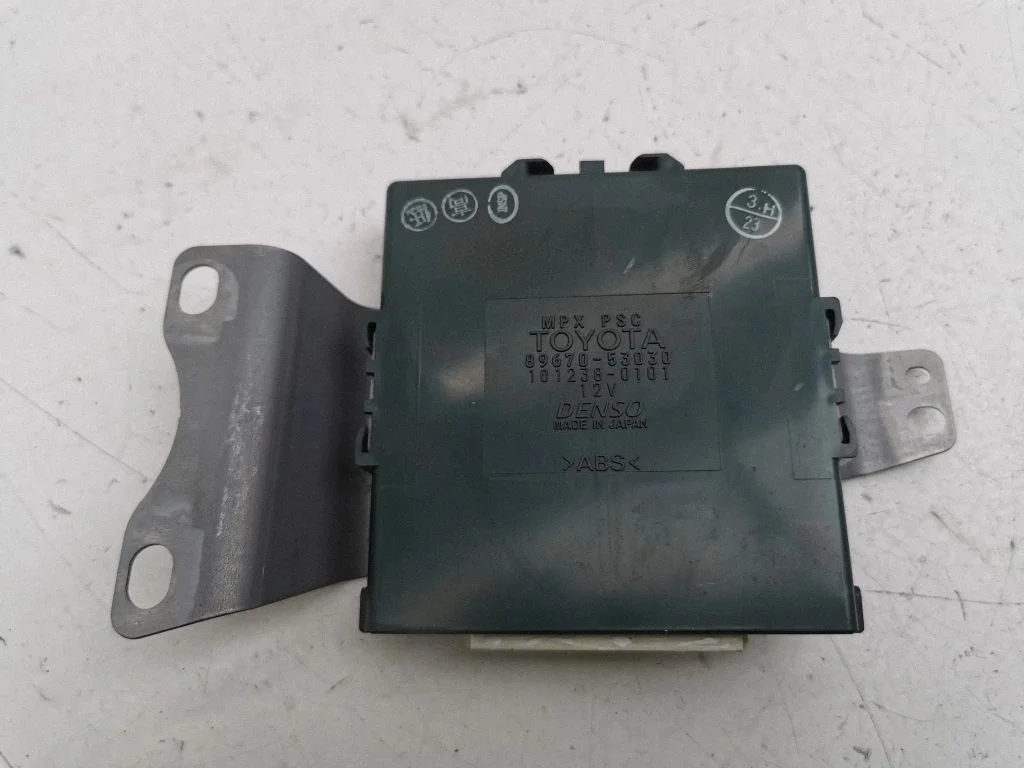 Toitehalduse juhtplokk – Lexus IS 220D-250-350 (2006-2013)