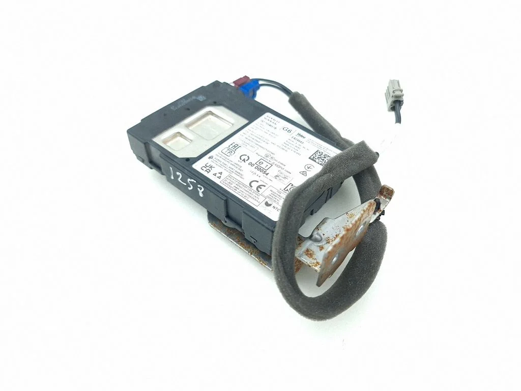 Telefona vadības bloks 282755MS1B