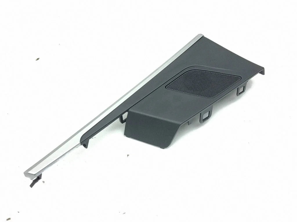 Rear door card trim 8W0959527