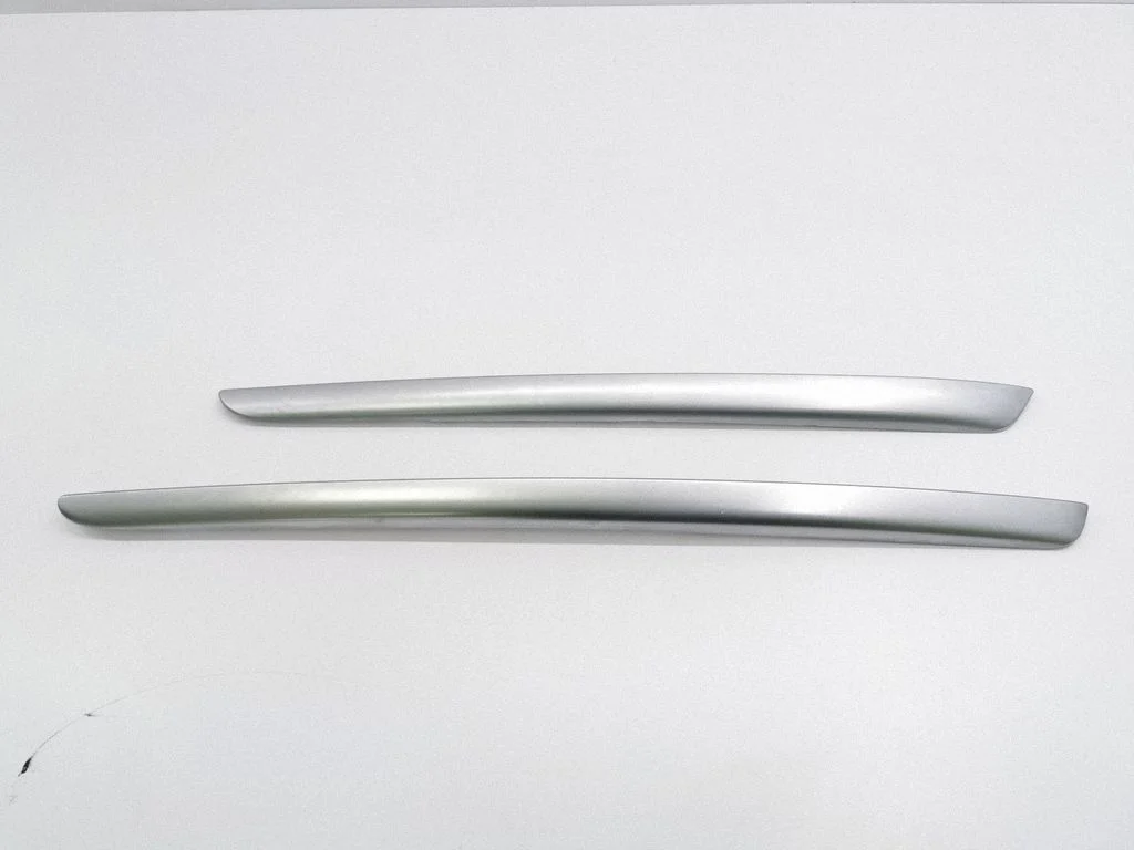 Tagumise ukse viimistlusriba – Mercedes-Benz ML-klass W164 (2005-2011)
