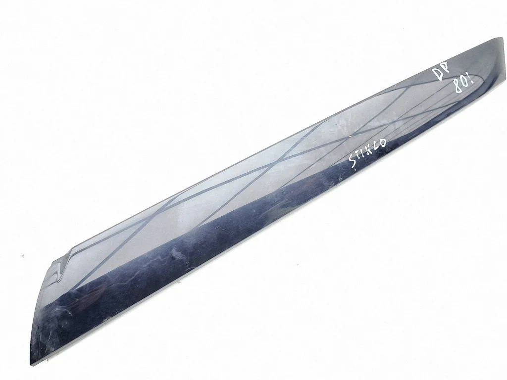 Windshield trim 9801510