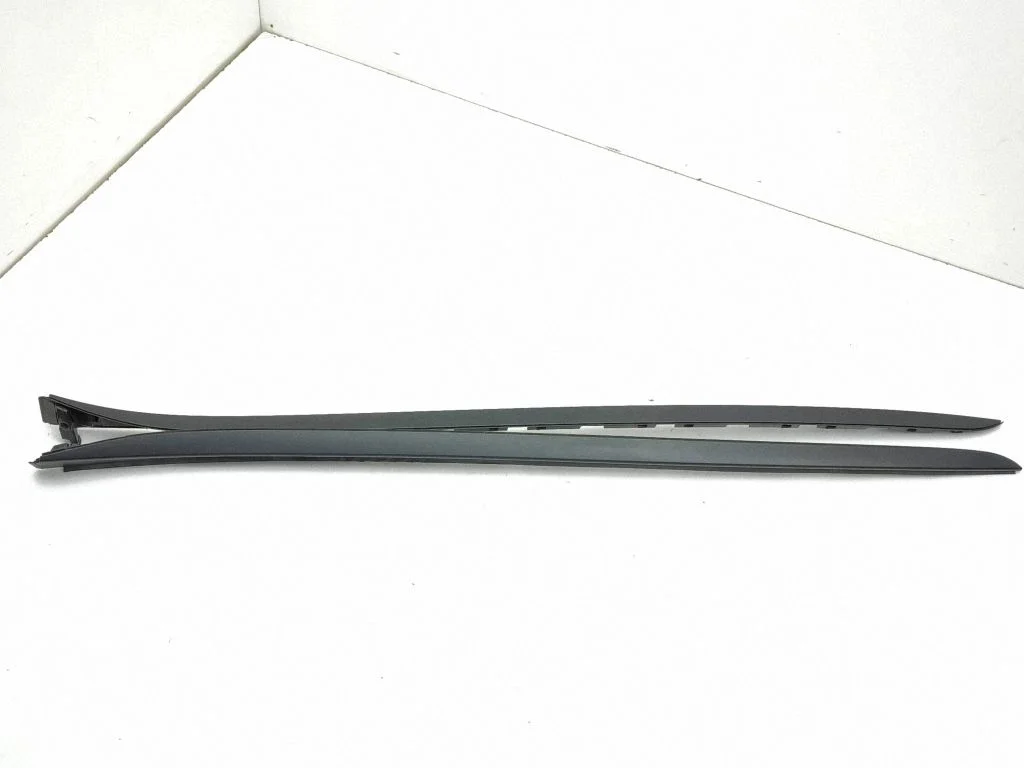 Windshield trim 86134J7000