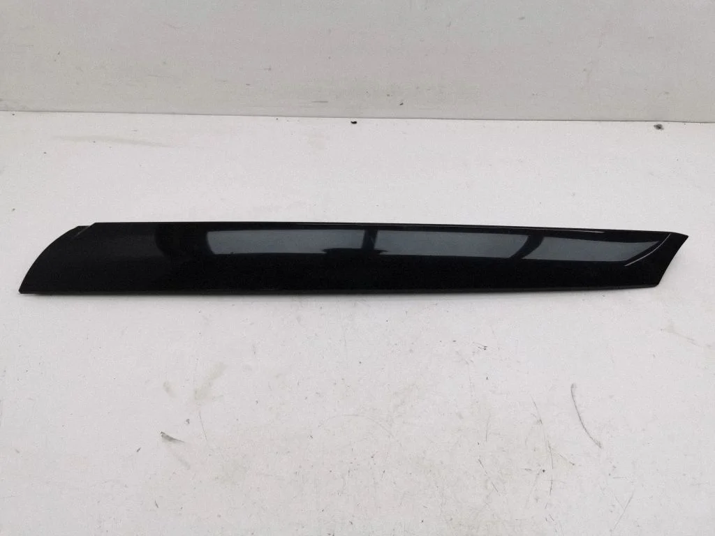 Listwa szyby przedniej 9801510