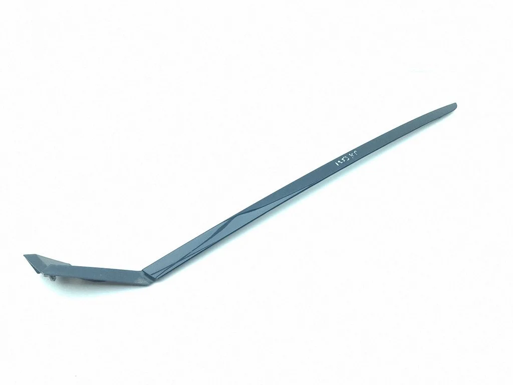 Esiklaasi liist – vasak