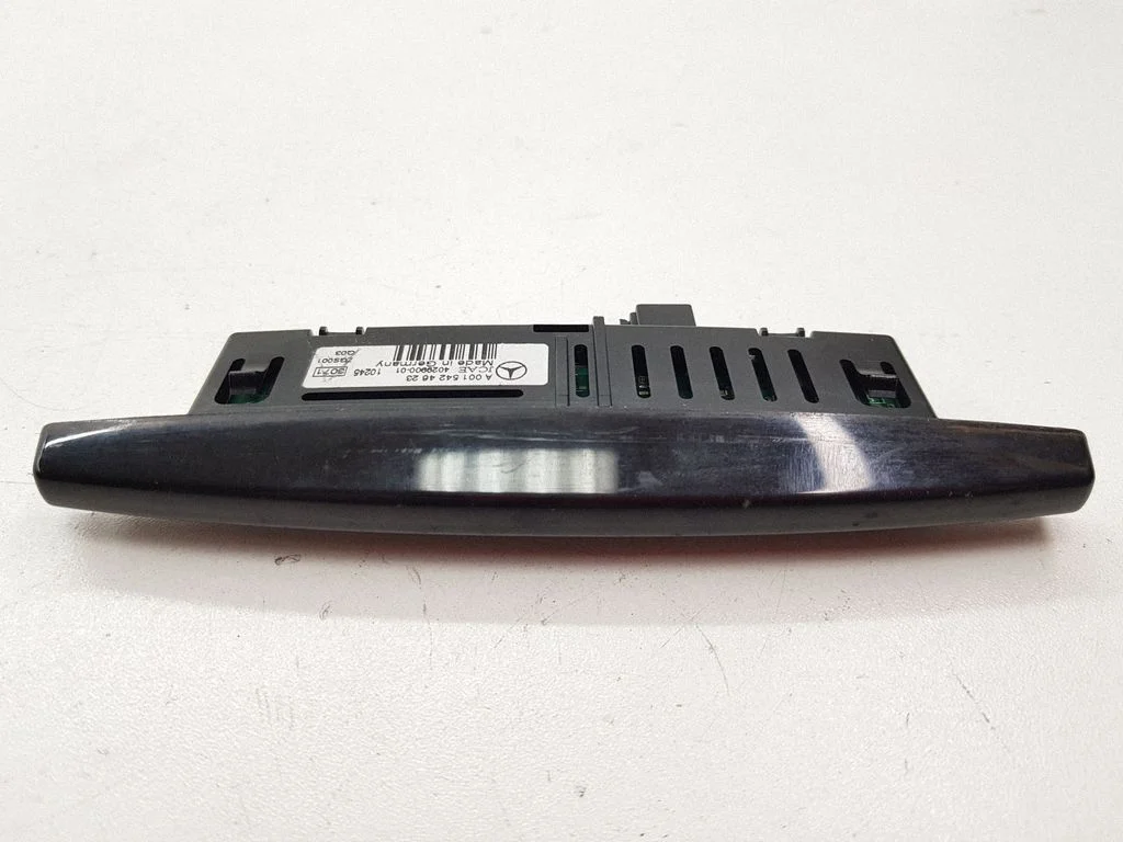 Parking PDC sensor display screen – Mercedes-Benz E-Class W212 (2009-2016)