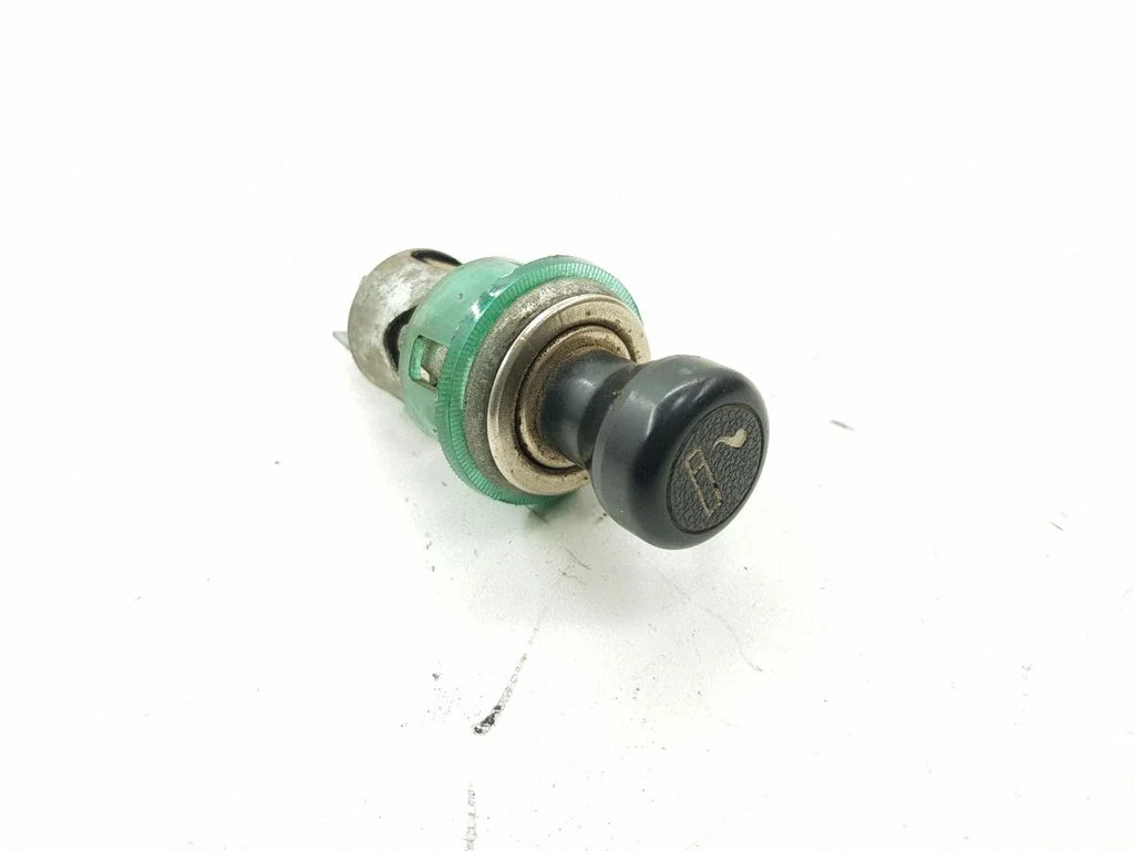 12 V Socket (front) 171919805C