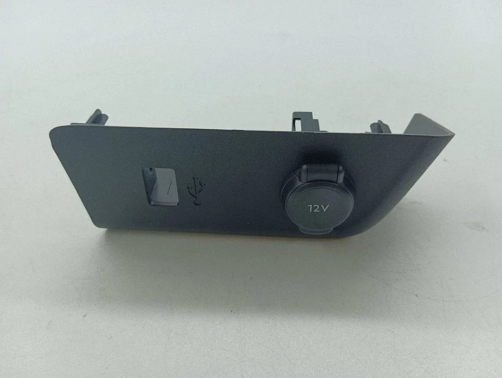 12 V ligzda (priekšā) 460029937