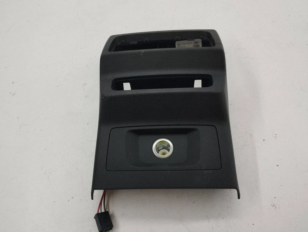 12 V Socket (rear) 80A863324