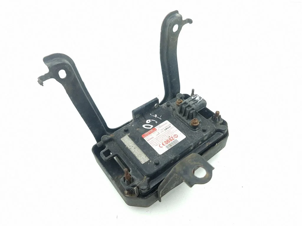 Distronic sensor radar – Lexus GS 300 350 430 450H (2005-2012)