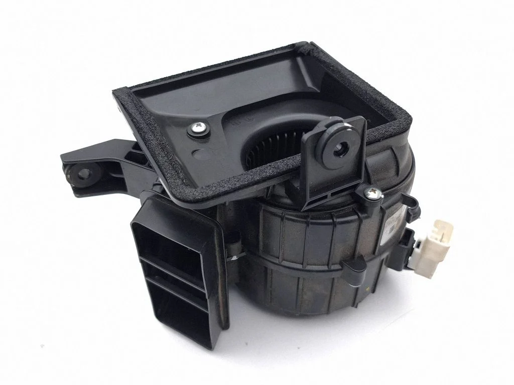 Hübriid-/elektriauto aku jahutusventilaator P05S06