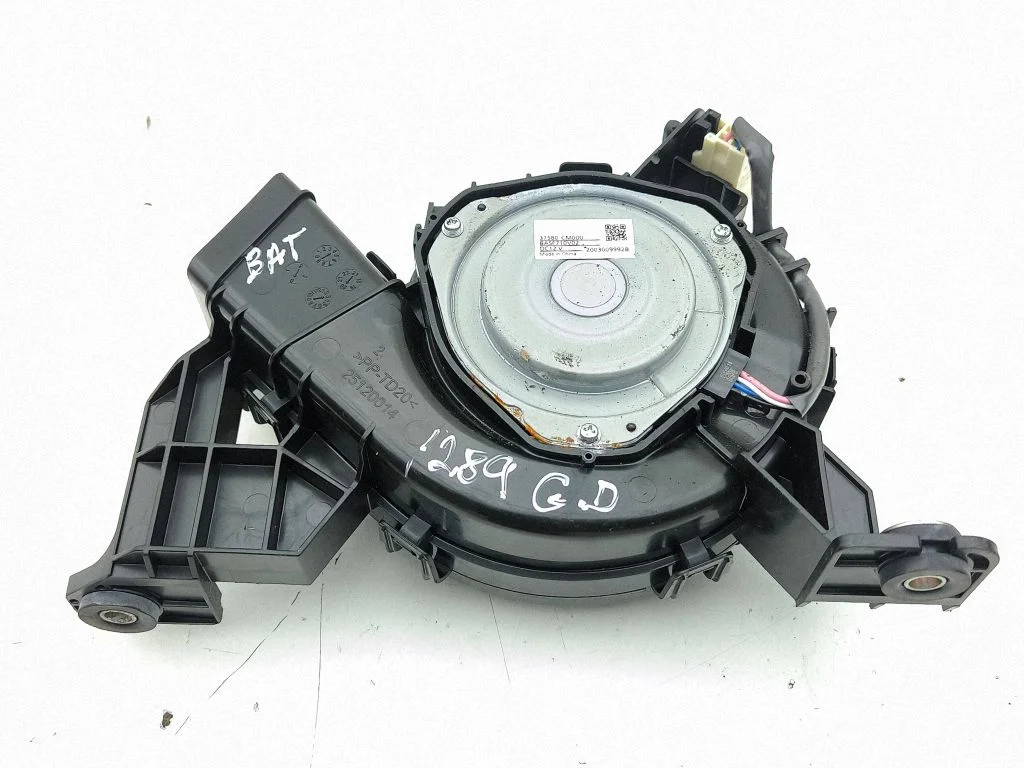 Hibrīda/elektromobiļa akumulatora dzesētājs (ventilators) 37580CM000