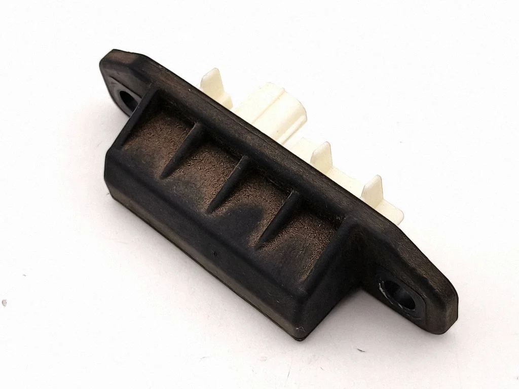Tailgate opening switch – Toyota RAV 4 (XA50) (2018-)
