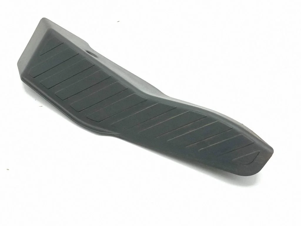 Foot rest pad/dead pedal 5QC864777