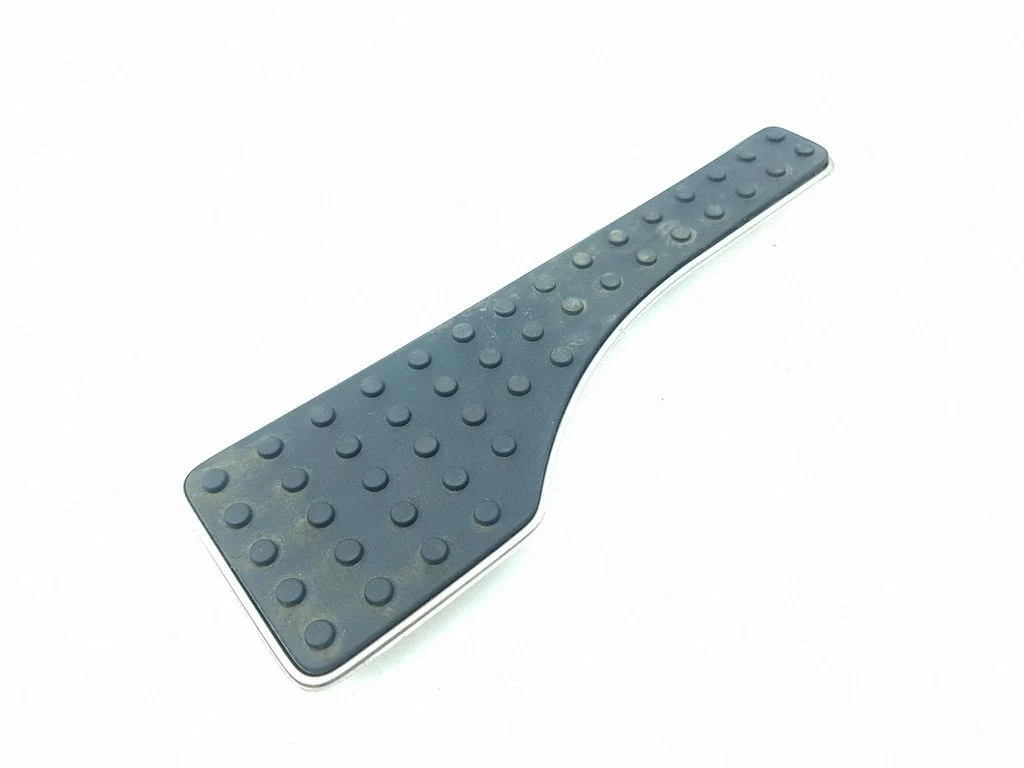 Foot rest pad/dead pedal